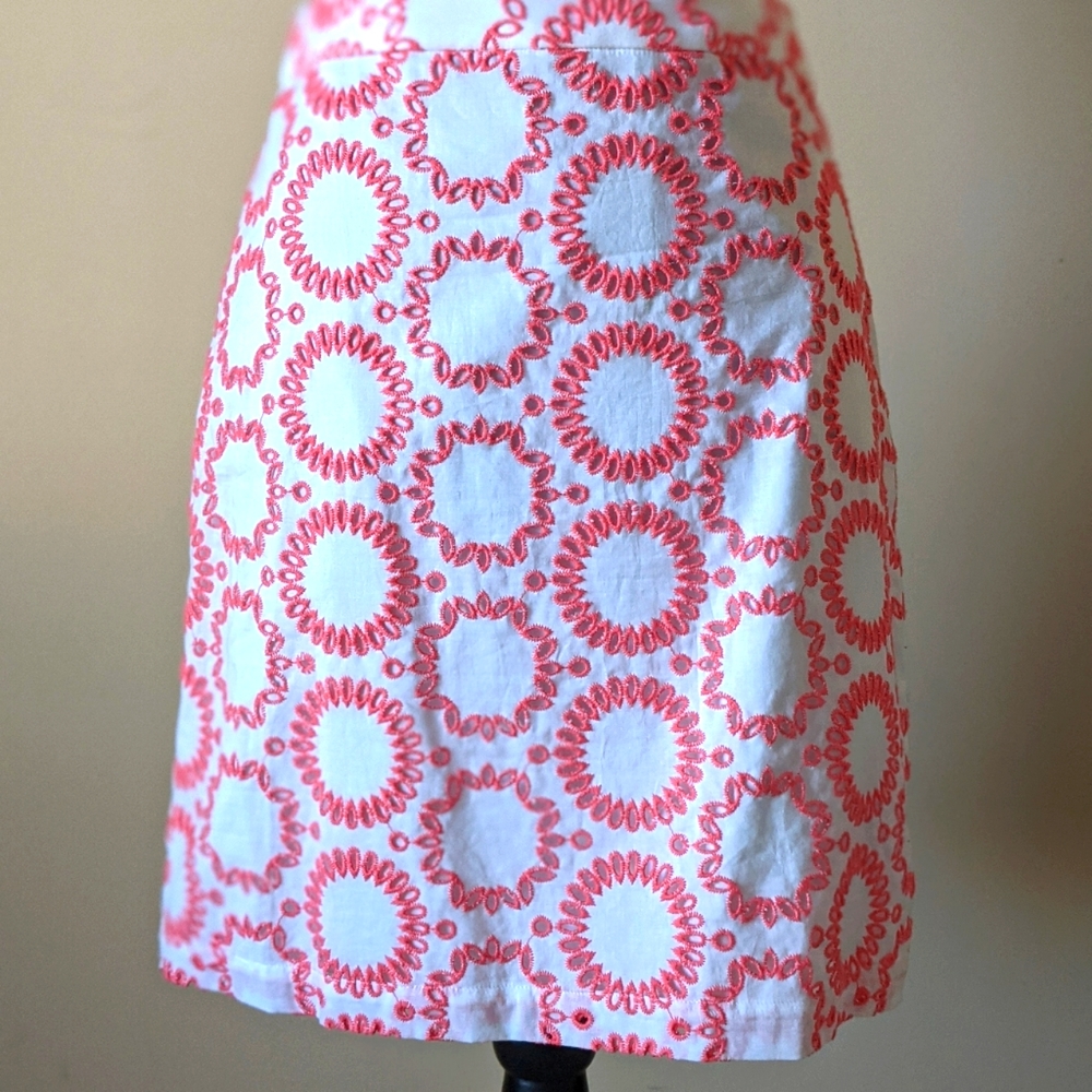 Adorable Banana Republic Eyelet Skirt